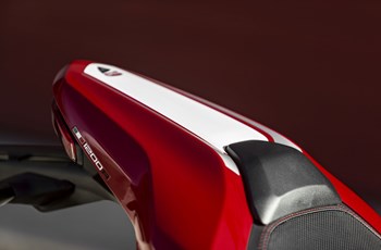 Ducati Monster 1200 R 2019 - Bild 19 Ducati Monster 1200 R 2019 - Bild 19